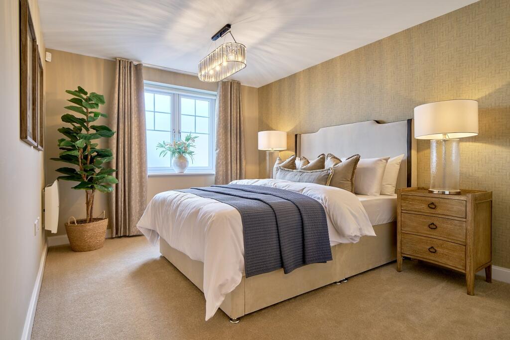 Main image of property: 20 Chalkwell Avenue,
Westcliff-On-Sea,
SS08NA